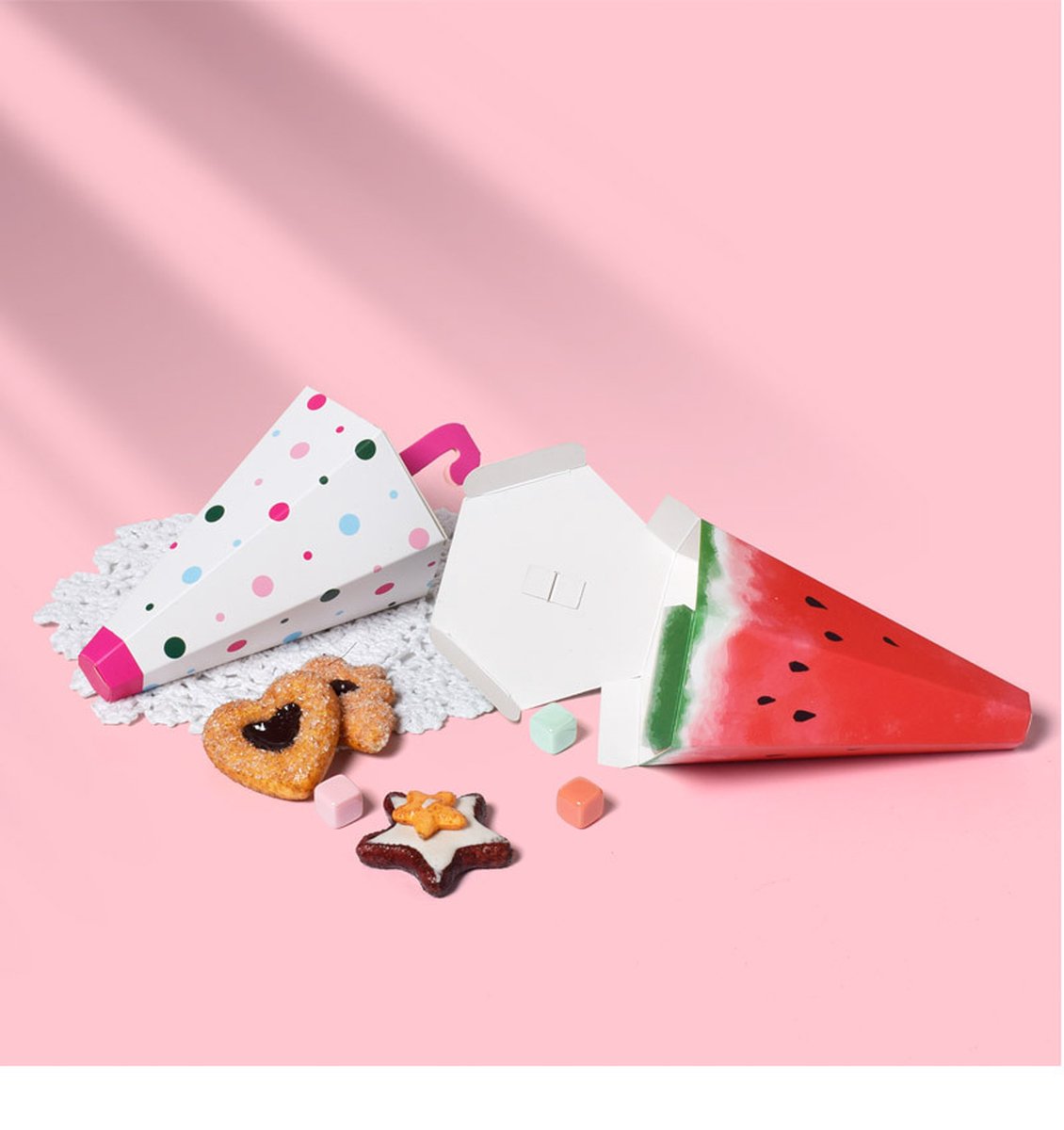 Set van 10 paraplu traktatiedoosjes in parapluvorm, ideaal voor kinderverjaardagen en uitdeelmomenten